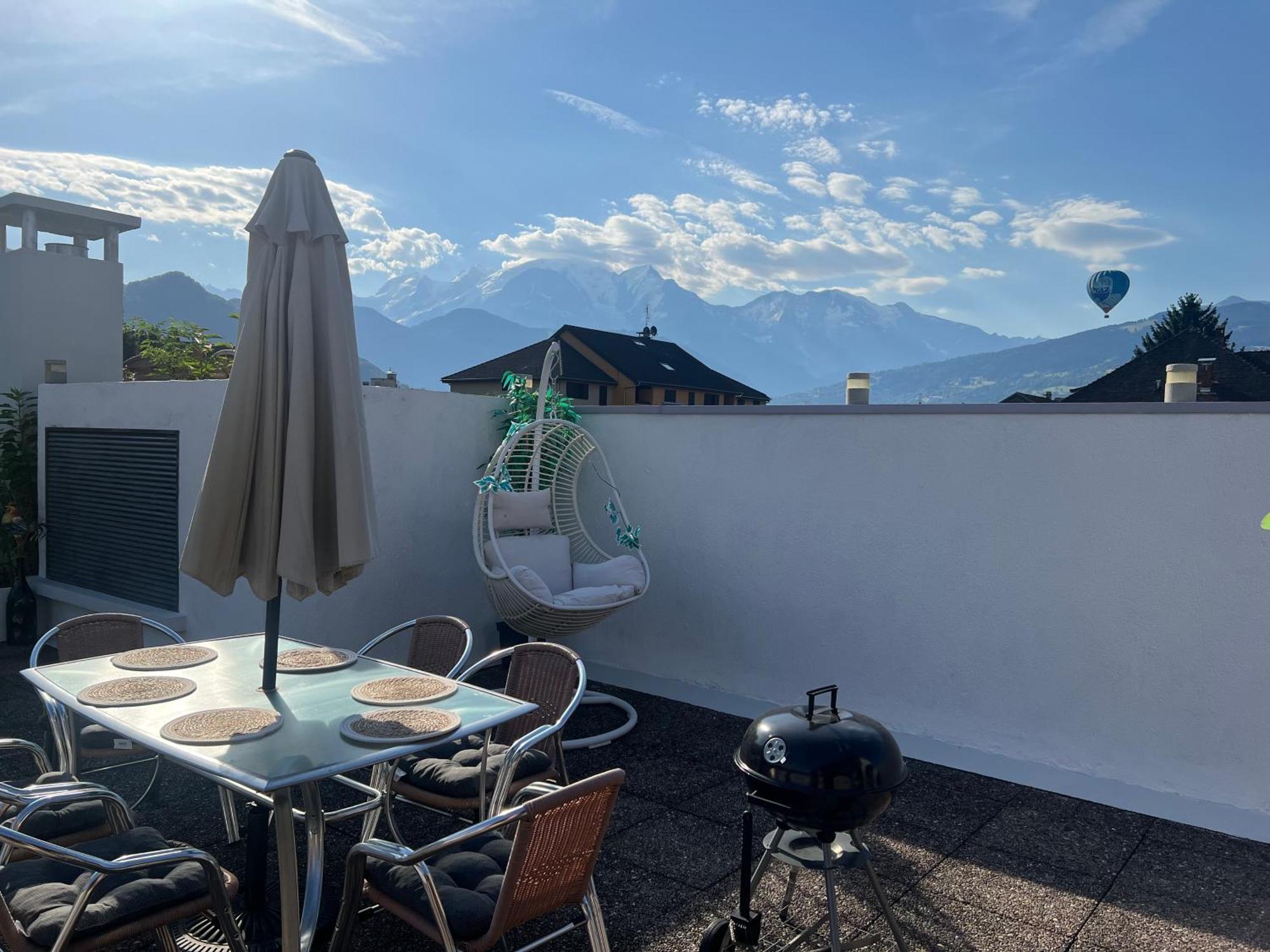 Rooftop 1 - Jacuzzi privé au pied du Monte-blanco Sallanches Esterno foto
